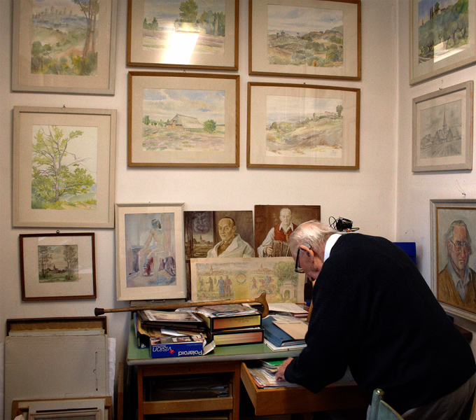 Konrad Ehmann in seinem Atelier